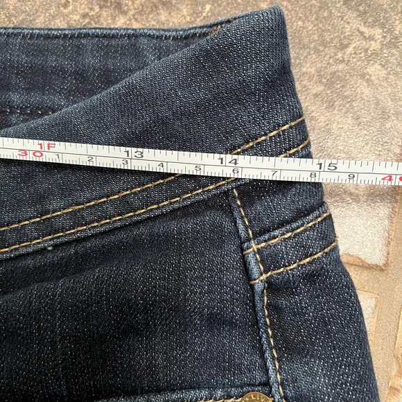 🌺 Fidelity Dark Blue Jeans Straight Leg 5 Pocket EUC Women’s Size 27. - Picture 7 of 15